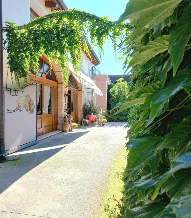 Agriturismo Melo In Fiore Con Camere E Colazioni Nella Zona Del Prosecco Docg Asolo Maser Екстер'єр фото